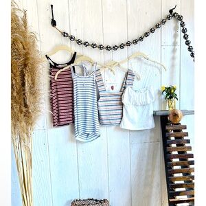 American Eagle women’s Summer tops lot